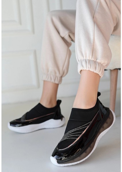 Keita Siyah Rugan Streç Detaylı Spor Ayakkabı fiyatları