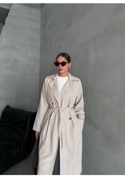 Krem Dökümlü Uzun Trençkot