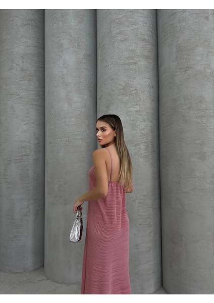 Piliseli Uzun Elbise indirimleri