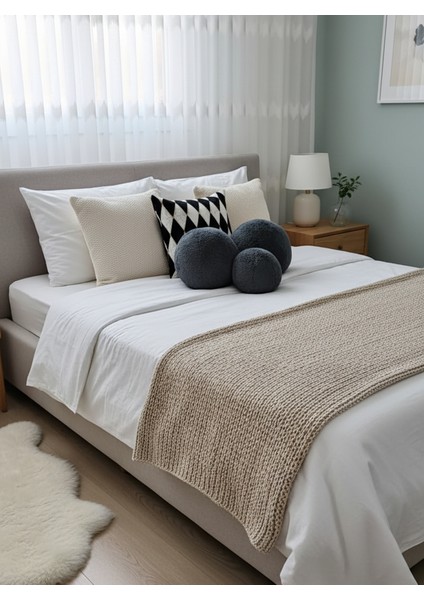 3- Lü Top Kırlent / Yastık 2 Büyük Antrasit/ 1 Küçük Antrasit( 42CM / 25CM) indirimleri