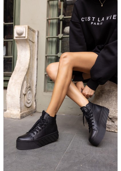 Corcy Kadın Bej Gercek Suet Sneaker Bot modelleri