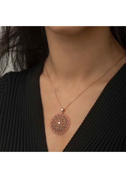 Gümüş Rose Geometrik Desenli Madalyon Kolye fiyatları