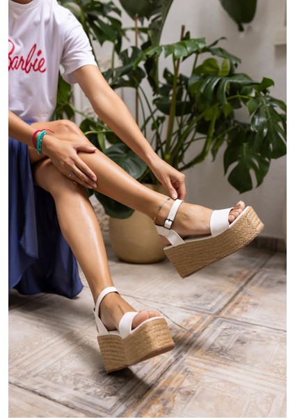 Join Kadin Beyaz Espadrıl Ip Sargılı Feta Sandalet modelleri