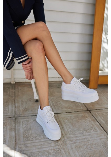 Vardy Kadın Beyaz Pullu Bagcıklı Dolgu Topuklu Gelın ve Gunluk Kullanım Uygun fırsatları