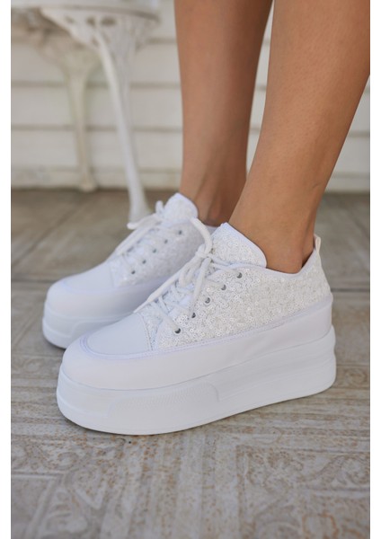 Vardy Kadın Beyaz Pullu Bagcıklı Dolgu Topuklu Gelın ve Gunluk Kullanım Uygun