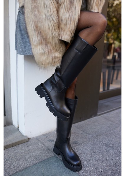 Zelly Kadın Siyah Gercek Deri Eva Taban Çizme