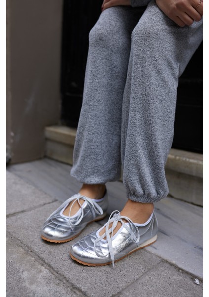 Names Kadin Altın Bagcıklı Sneaker