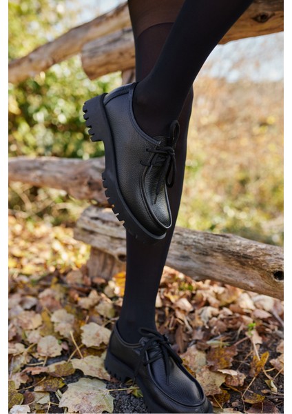 Kristel Kadın Lacivert Gercek Deri Bagcıklı Loafer Ayakkabi indirimleri