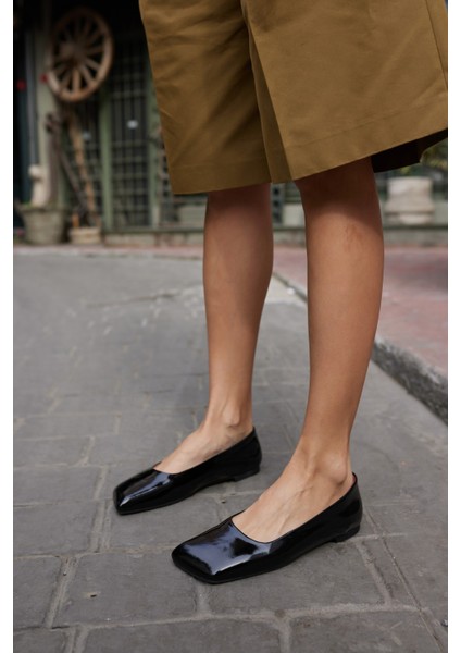 Covizzi Kadın Siyah Gercek Deri Rugan Babet fırsatları