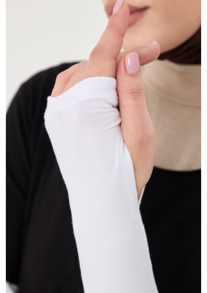 Beyaz Tesettür Parmak Geçmeli Kolluk Viskon Düz 1024_42 modelleri