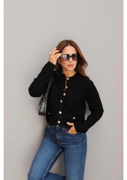 Siyah Gold Düğme Detay Hırka