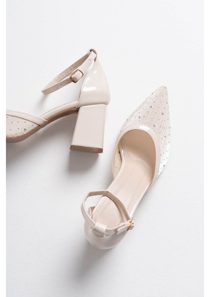 Modaserdem Borie Bej Tekstil Kumaş Taşlı Kadın Topuklu Ayakkabı fırsatları