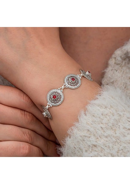 Gümüş Telkari Yakut Taşlı Kadın Bileklik fırsatları