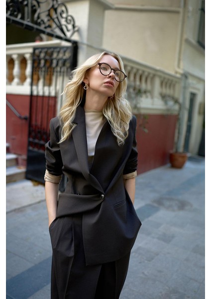 Acı-Kahve Cep ve Düğme Detaylı Basic Ceket