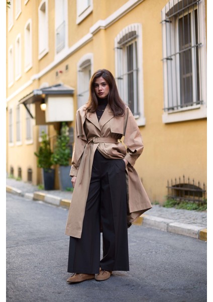 Bej Kemerli Ceket Yaka Uzun Kollu Cepli Uzun Trençkot