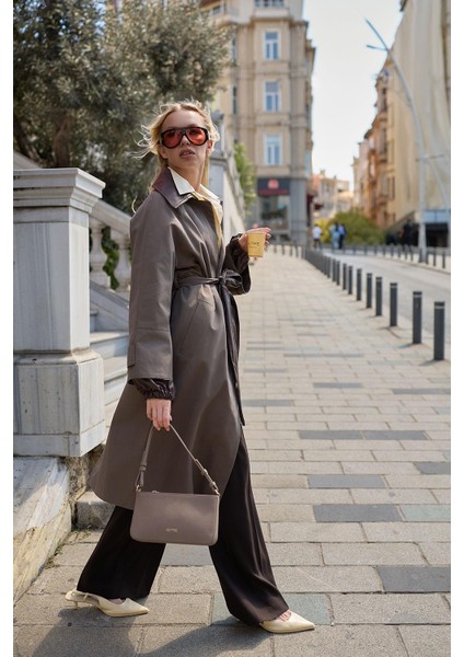 Kahve Yaka Ve Kemer Detaylı Uzun Trençkot