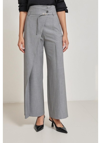 Gri Asimetrik Detaylı Geniş Paça Pantolon