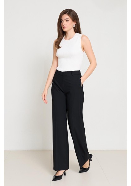 Siyah Tam Kalıp Rahat Kesim Pantolon modelleri