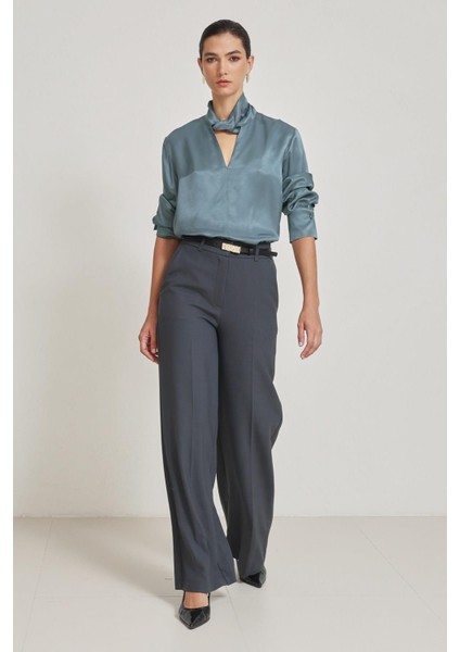 Petrol Cep Detaylı Rahat Kesim Geniş Paça Pantolon fırsatları