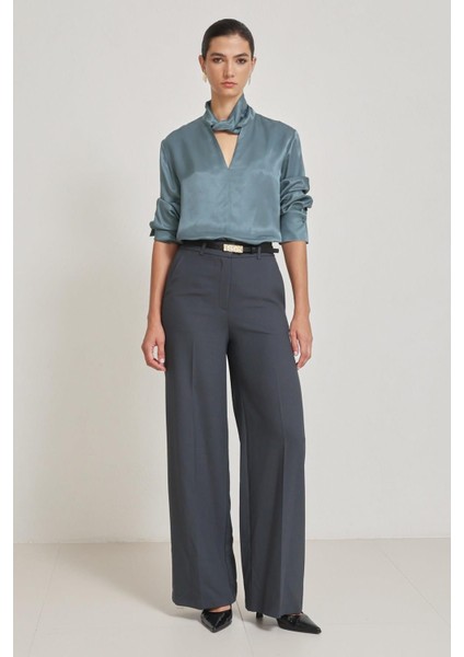 Petrol Cep Detaylı Rahat Kesim Geniş Paça Pantolon indirimleri