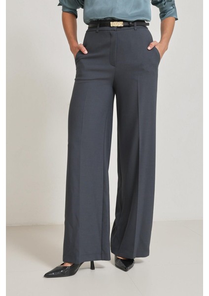 Petrol Cep Detaylı Rahat Kesim Geniş Paça Pantolon