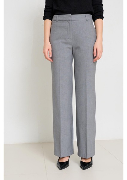 Gri Tam Kalıp Rahat Kesim Pantolon fırsatları