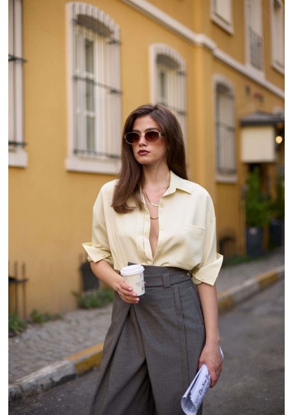 Tereyağ Sarısı Gizli Düğme Detaylı Uzun Kollu Gömlek