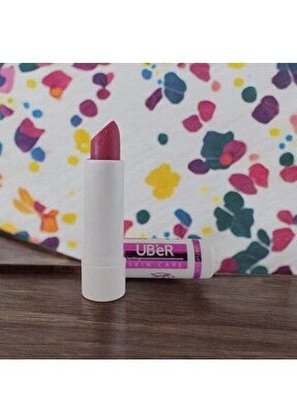 Kirazlı Dudak Bakım Kremi Uzun Süreli Nemlendirme Etkisiyle 4.5 g