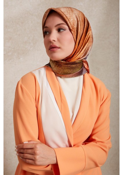 Menekşe Desenli Twill Ipek Eşarp modelleri