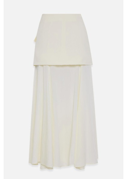 Krem Düğme Detaylı Yelek ve Pile Detaylı Midi Boy Etekli Takım fırsatları