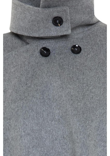 Gri Düğme Detaylı Panço Kaban