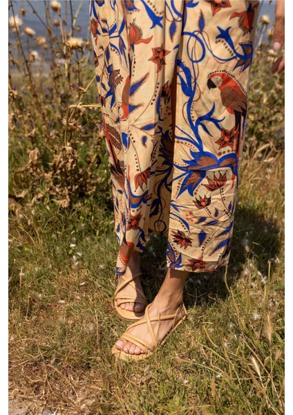 Zill Kadin Beyaz Pofuduk Taban Sandalet indirimleri