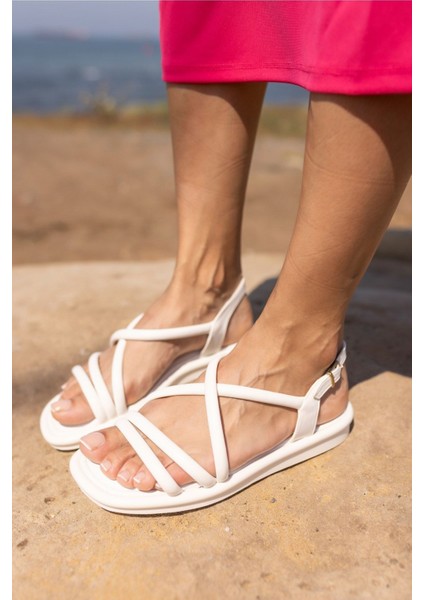 Zill Kadin Beyaz Pofuduk Taban Sandalet indirimleri