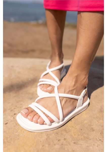Zill Kadin Beyaz Pofuduk Taban Sandalet