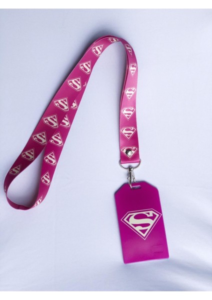 Fuşya Superman Desenli Yaka Kartı ve Askı Set