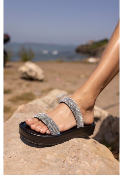 Toko Kadın Bej Taş Detay Terlik