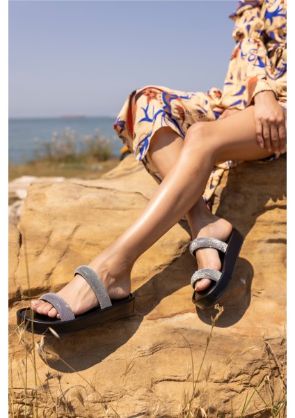 Toko Kadın Bej Taş Detay Terlik