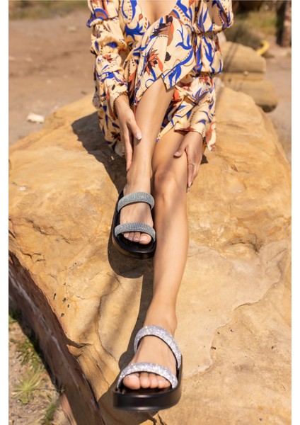 Toko Kadın Bej Taş Detay Terlik