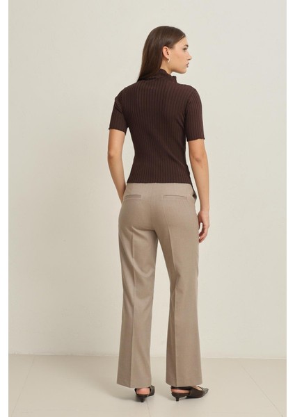 Acı-Kahve Balıkçı Yaka Kısa Kollu Triko Bluz indirimleri