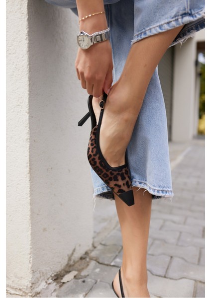 Zelıa Kadın Leopar Burun Demır Detay Topuklu Ayakkabı fiyatları