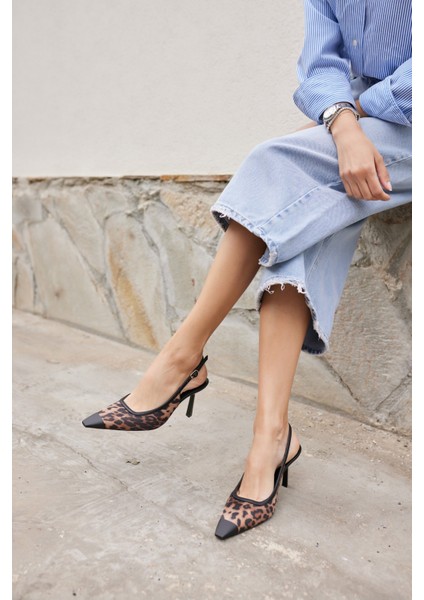 Zelıa Kadın Leopar Burun Demır Detay Topuklu Ayakkabı modelleri