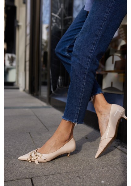 Eleksı Kadin Bej Rugan Mini Topuklu Ayakkabi modelleri