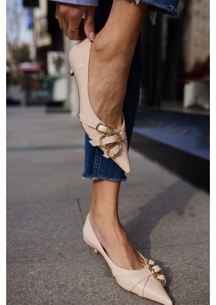 Eleksı Kadin Bej Rugan Mini Topuklu Ayakkabi fırsatları
