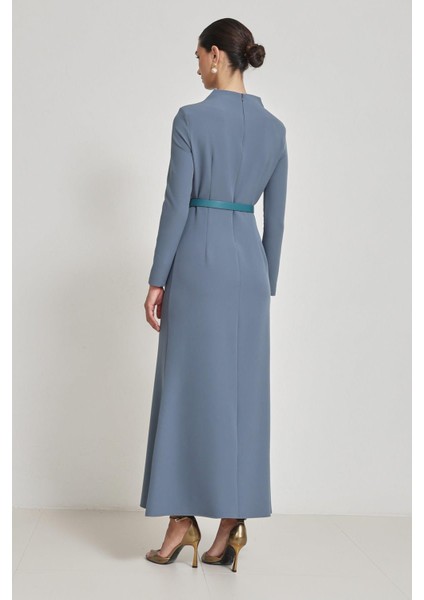 Kuvars Belden Kemer Detaylı Tam Kalıp Elbise indirimleri