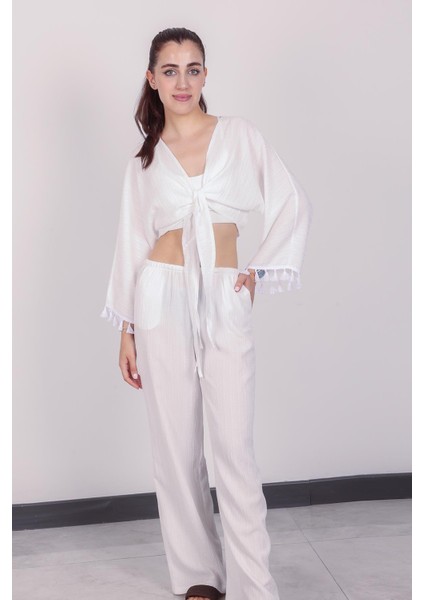 Kadın Beyaz Püsküllü Pantolon Takım