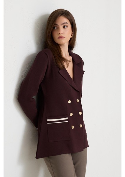 Kahverengi Düğme ve Çizgi Detaylı Triko Ceket modelleri