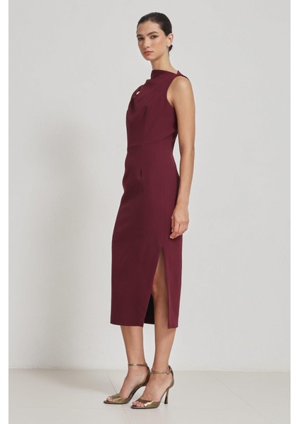 Bordo Tek Omuz Detaylı Tam Kalıp Uzun Elbise modelleri