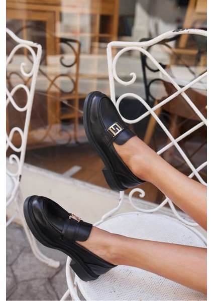 Castilo Kadın Siyah Gercek Deri Ithal Toka Loafer Ayakkabi fırsatları