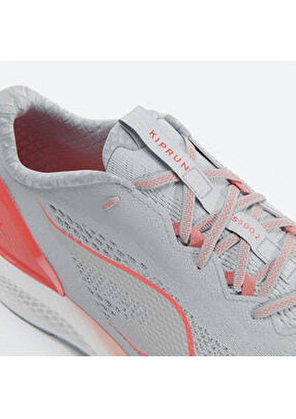 Kiprun Kadın Spor Ayakkabı Gri ve Mercan Renkli Nefes Alabilir Yapı 235 g Koşu İçin İdeal
