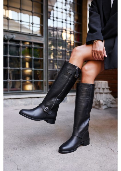 Tobias Kadın Siyah Gercek Deri Fermuar Detaylı Çizme fiyatları